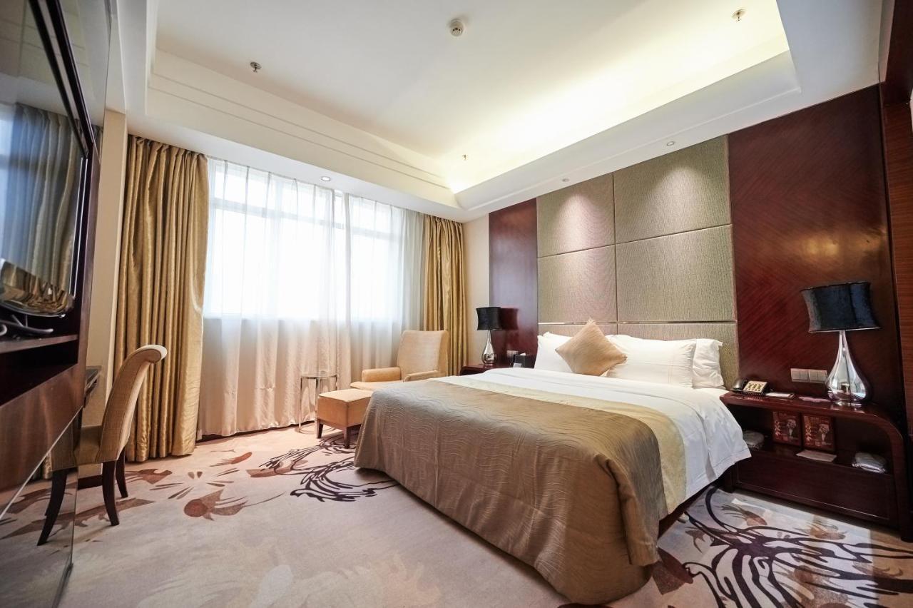 Foshan Jinlai Holiday Hotel Exterior foto