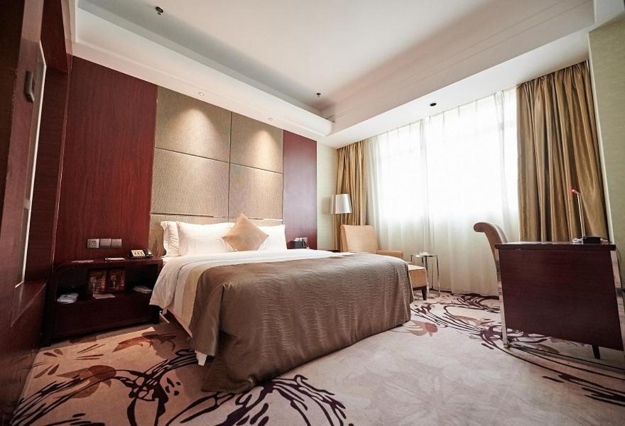 Foshan Jinlai Holiday Hotel Exterior foto