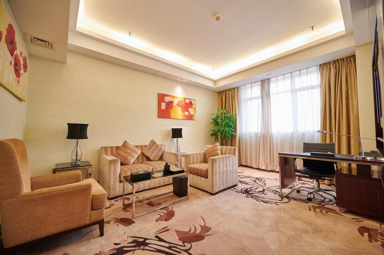 Foshan Jinlai Holiday Hotel Exterior foto