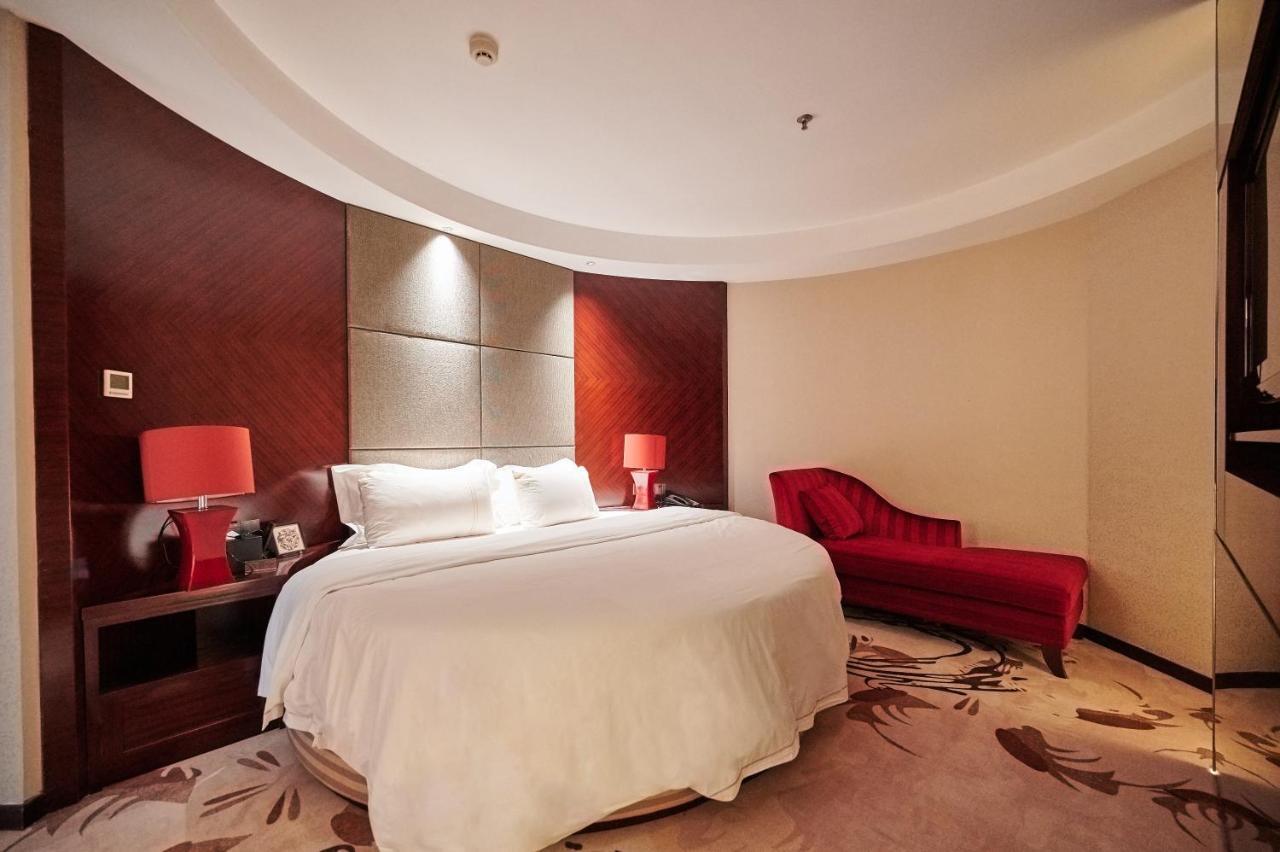 Foshan Jinlai Holiday Hotel Exterior foto